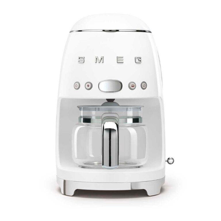 Smeg DCF02WHUK 50s Retro Style 1050W Drip Filter Coffee Machine - White, White