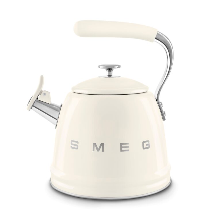 Smeg WKF01CR 50's Retro Style Whistling Kettle - Cream