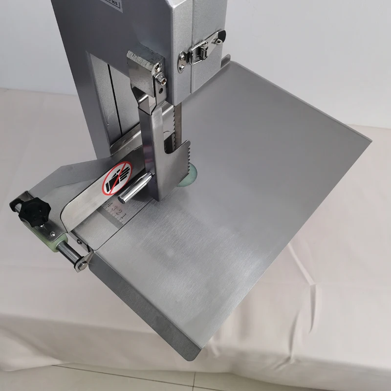 Electric Bone Saw Machine 0.65KW Meat Bandsaw Blades Butchering Rust-Proof Carbon Steel Tabletop Emergency Stop Button Sawing