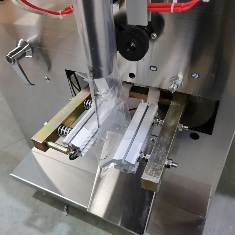 New Multi Function Liquid Juice Packing Machine Automatic Honey Pouch Sachet Packaging Machine Liquid Oil Filling Machinery